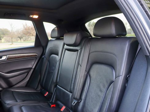 Used 2016 Audi Q5 2.0T Premium Plus w/ Technology Package image 17