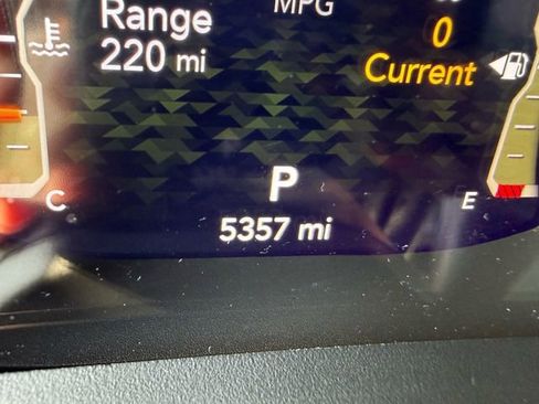 Used 2024 Jeep Gladiator Mojave w/ Safety Group image 31