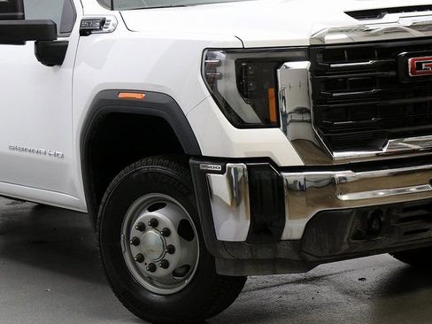 New 2025 GMC Sierra 3500 Pro w/ Convenience Package image 3