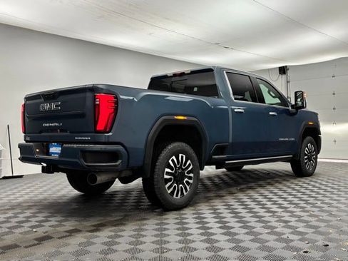 New 2026 GMC Sierra 2500 Denali Ultimate image 9