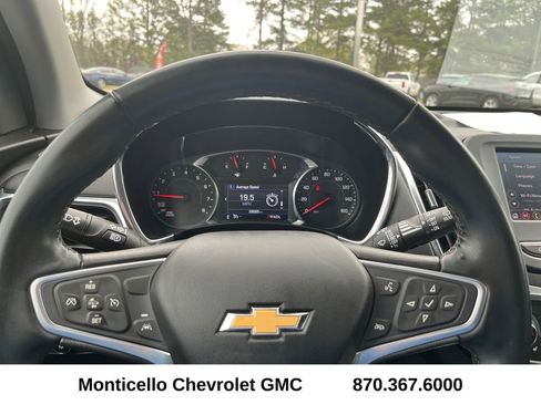 Used 2023 Chevrolet Equinox LT image 11