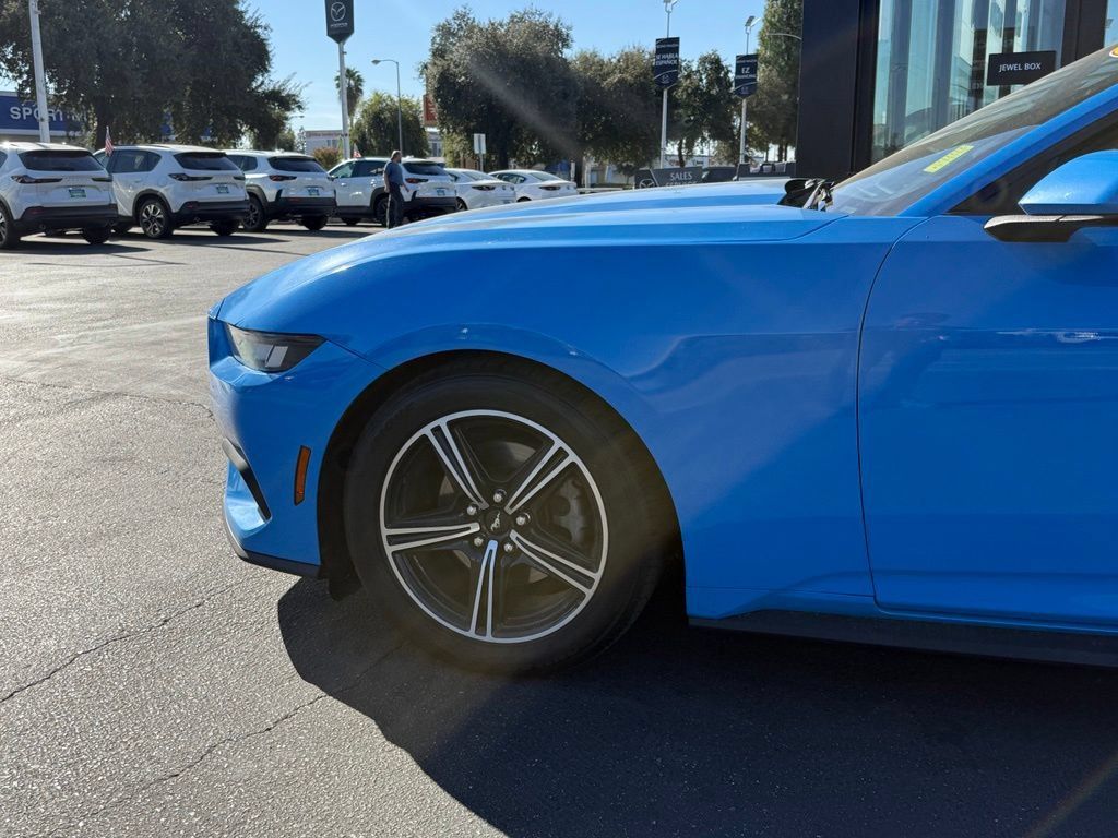 Used 2024 Ford Mustang Premium RWD image 5