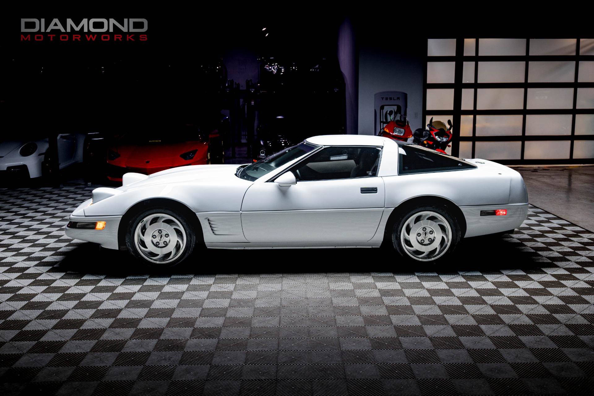 Used 1995 Chevrolet Corvette Coupe RWD image 52