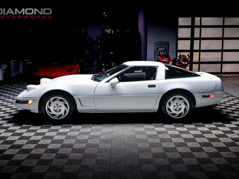 Used 1995 Chevrolet Corvette Coupe image 52