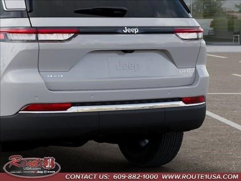 New 2026 Jeep Grand Cherokee Laredo X AWD/4WD image 14