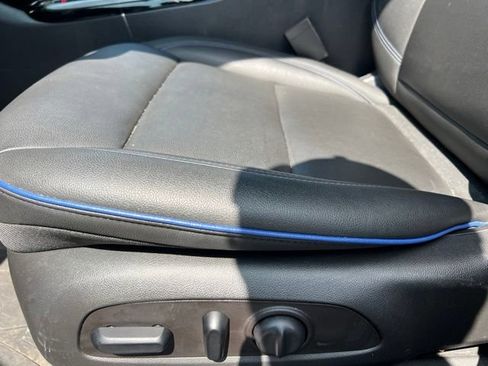 Used 2025 Buick Envista Sport Touring w/ Convenience I Package FWD image 22