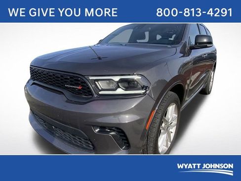 Used 2024 Dodge Durango GT image 1