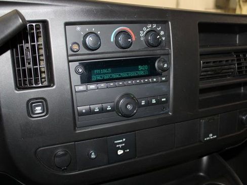 Used 2023 GMC Savana 2500 w/ Driver Convenience Package image 21