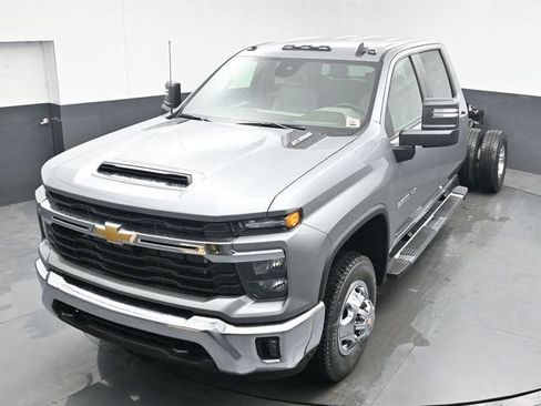 New 2026 Chevrolet Silverado 3500 LT w/ Convenience Package image 36