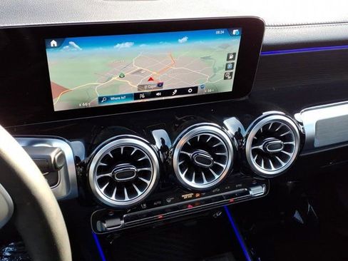 Certified 2022 Mercedes-Benz GLB 250 image 5