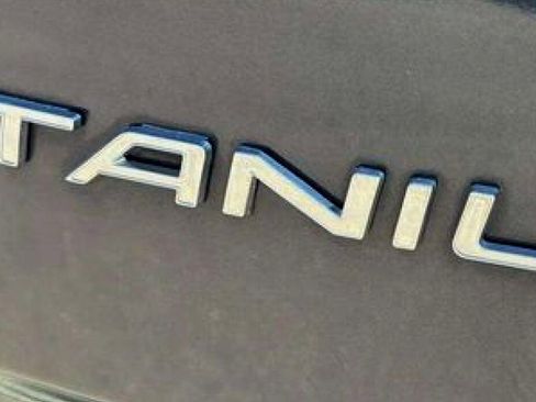 Used 2014 Ford Transit Connect Titanium image 17