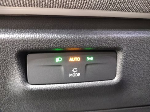 New 2026 Volkswagen Tiguan S image 22