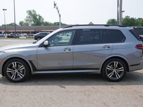 Used 2024 BMW X7 xDrive40i w/ Executive Package AWD/4WD image 8