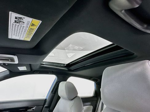 Certified 2025 Honda Civic Sport image 11