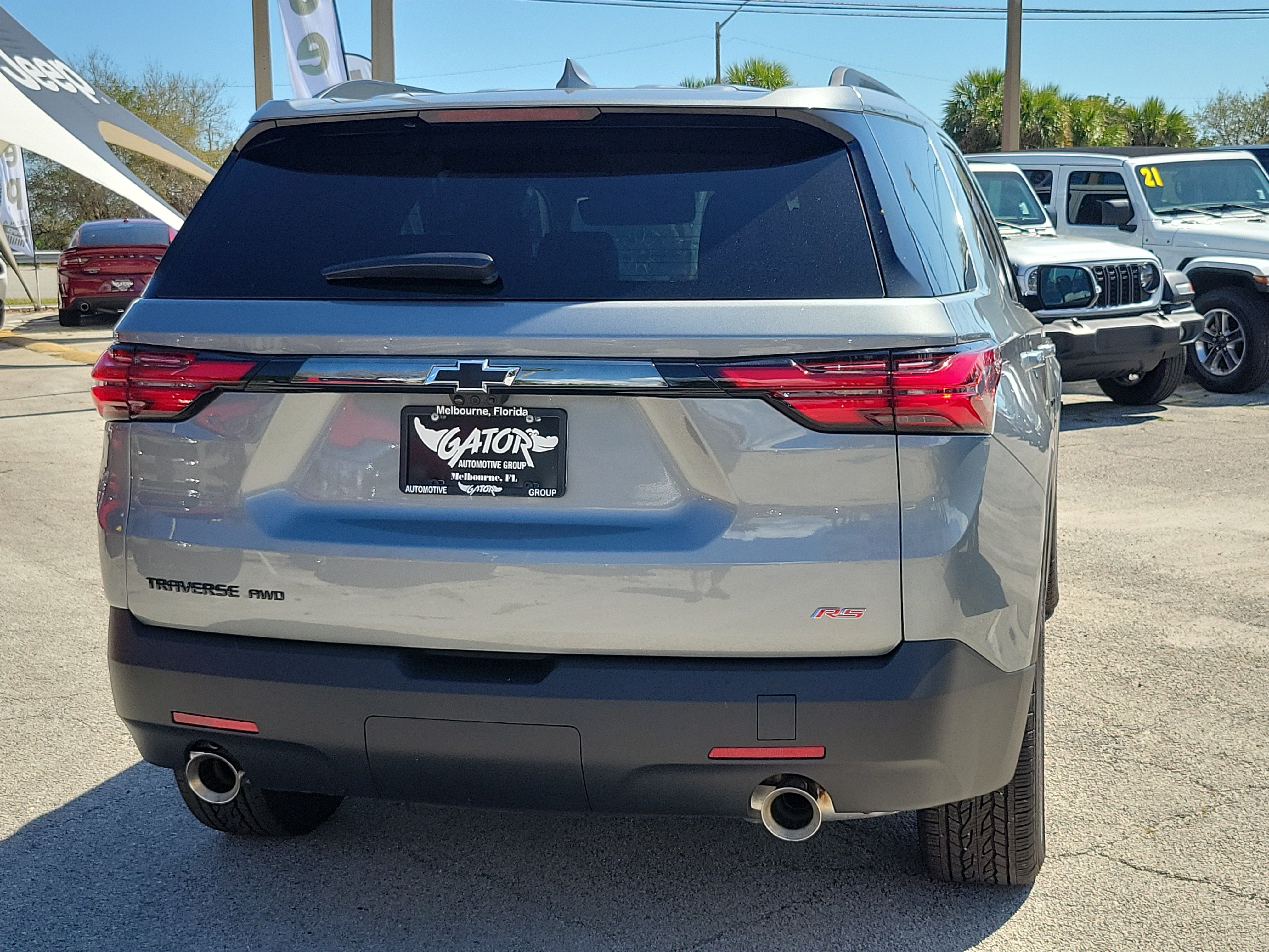 Used 2023 Chevrolet Traverse RS AWD/4WD image 4