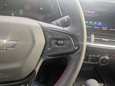 New 2026 Chevrolet Trax RS w/ Sunroof Package image 15