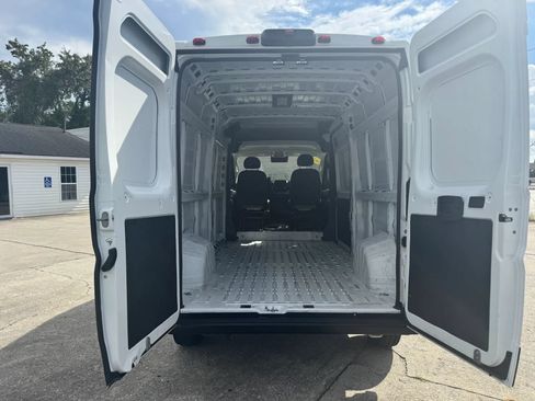 Used 2025 RAM ProMaster 3500 w/ Convenience Group FWD image 15