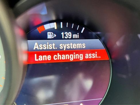 Used 2016 Porsche Macan S image 42