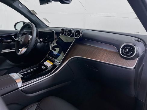 New 2025 Mercedes-Benz GLC 300 4MATIC image 29