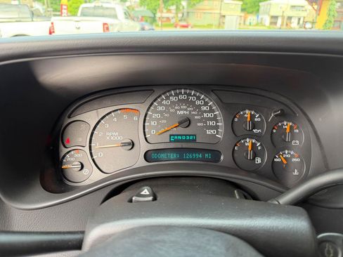 Used 2005 Chevrolet Silverado 3500 4x4 Crew Cab w/ Skid Plate Package image 25