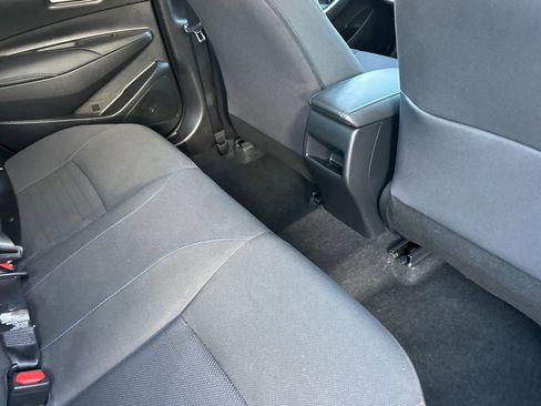 Used 2021 Toyota Corolla SE image 30