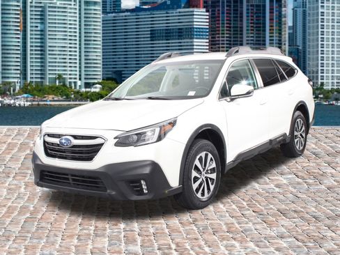 Used 2022 Subaru Outback Premium AWD/4WD image 1