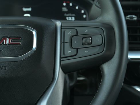 Used 2023 GMC Sierra 1500 SLE AWD/4WD image 21