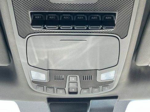 Used 2021 Ford F250 Lariat AWD/4WD image 11