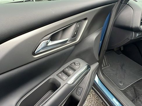 New 2026 Chevrolet Traverse LT image 12