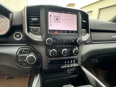 Used 2022 RAM 1500 Big Horn AWD/4WD image 13