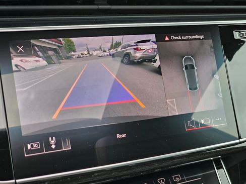 Used 2019 Audi Q8 Prestige w/ Towing Package image 11