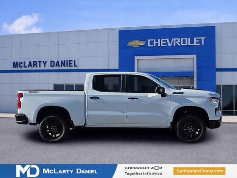 New 2026 Chevrolet Silverado 1500 LT Trail Boss w/ LT Trail Boss Premium Package AWD/4WD image 6
