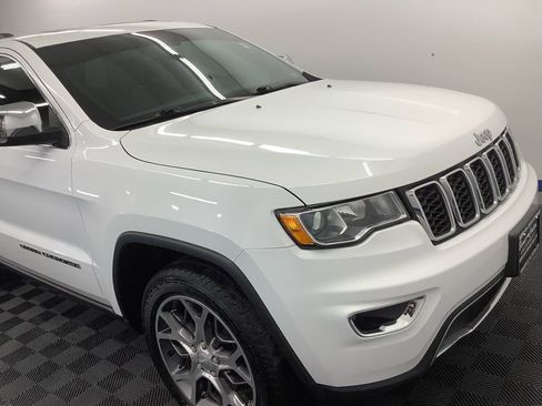 Used 2021 Jeep Grand Cherokee Limited AWD/4WD image 23