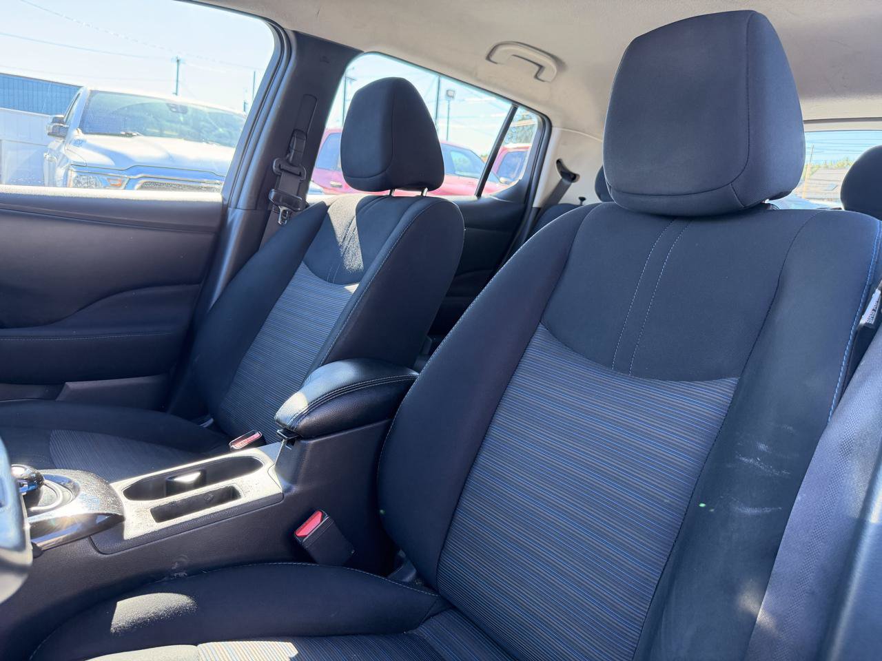 Used 2018 Nissan Leaf SV FWD image 10