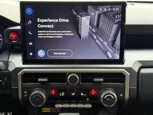 Used 2024 Toyota Tacoma TRD Sport w/ TRD Sport Upgrade Package image 20