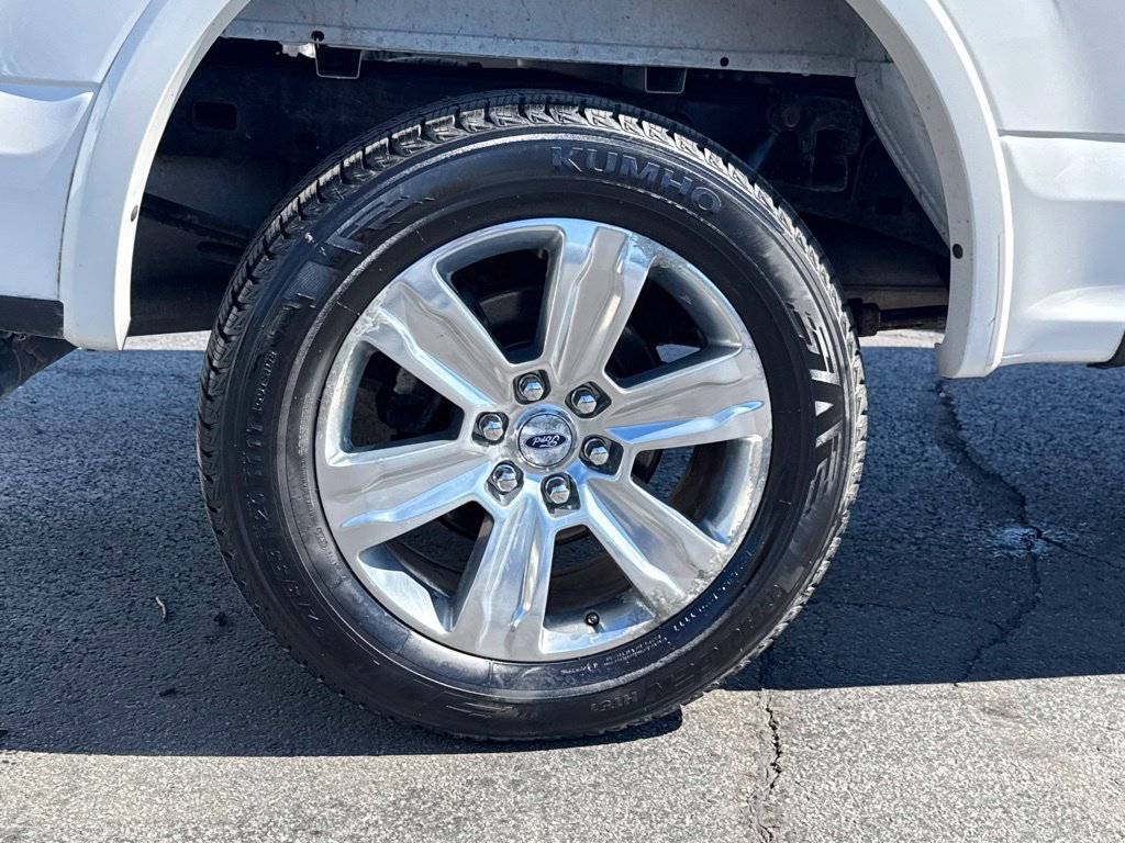 Used 2016 Ford F150 Platinum w/ Equipment Group 701A Luxury AWD/4WD image 9