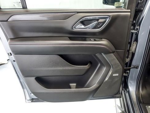 Certified 2021 Chevrolet Suburban RST w/ Luxury Package AWD/4WD image 32