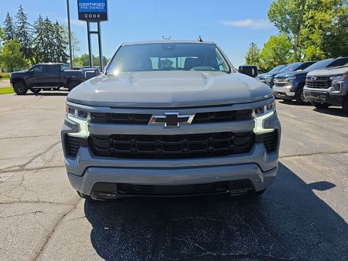 Certified 2024 Chevrolet Silverado 1500 RST w/ Convenience Package II AWD/4WD image 2