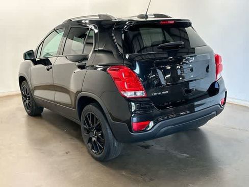 Used 2022 Chevrolet Trax LT w/ Premium Seat Package AWD/4WD image 31