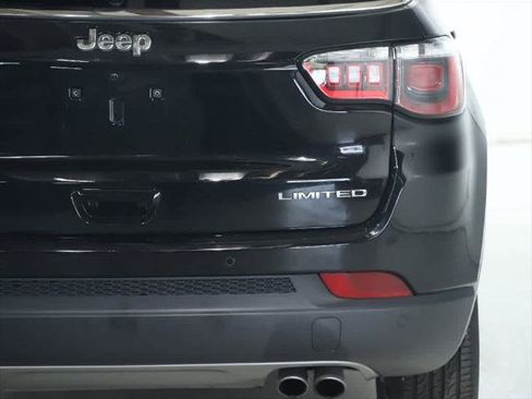 Certified 2021 Jeep Compass Limited w/ Elite Interior Group AWD/4WD image 44