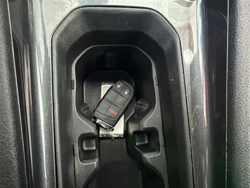Used 2024 Jeep Compass Latitude AWD/4WD image 22