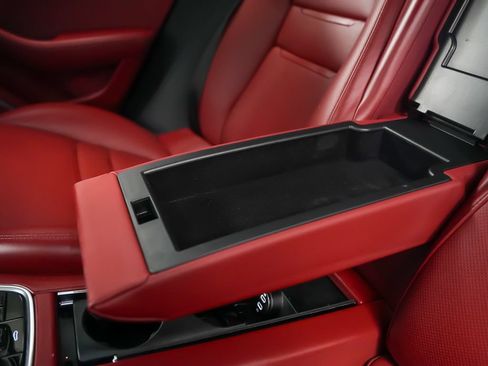 Certified 2023 Porsche Panamera 4 Platinum Edition AWD/4WD image 18