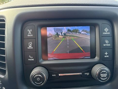 Used 2018 Jeep Compass Sport AWD/4WD image 15