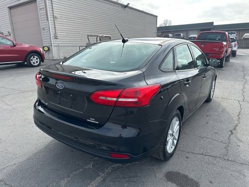 Used 2016 Ford Focus SE image 6