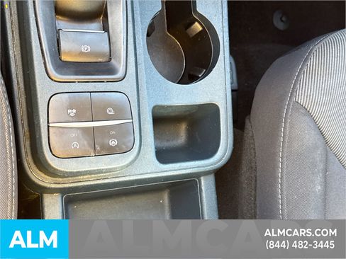 Used 2022 Ford Maverick XL image 38