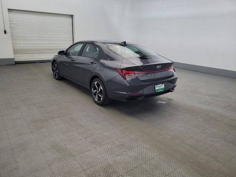Used 2023 Hyundai Elantra SEL w/ Convenience Package FWD image 5