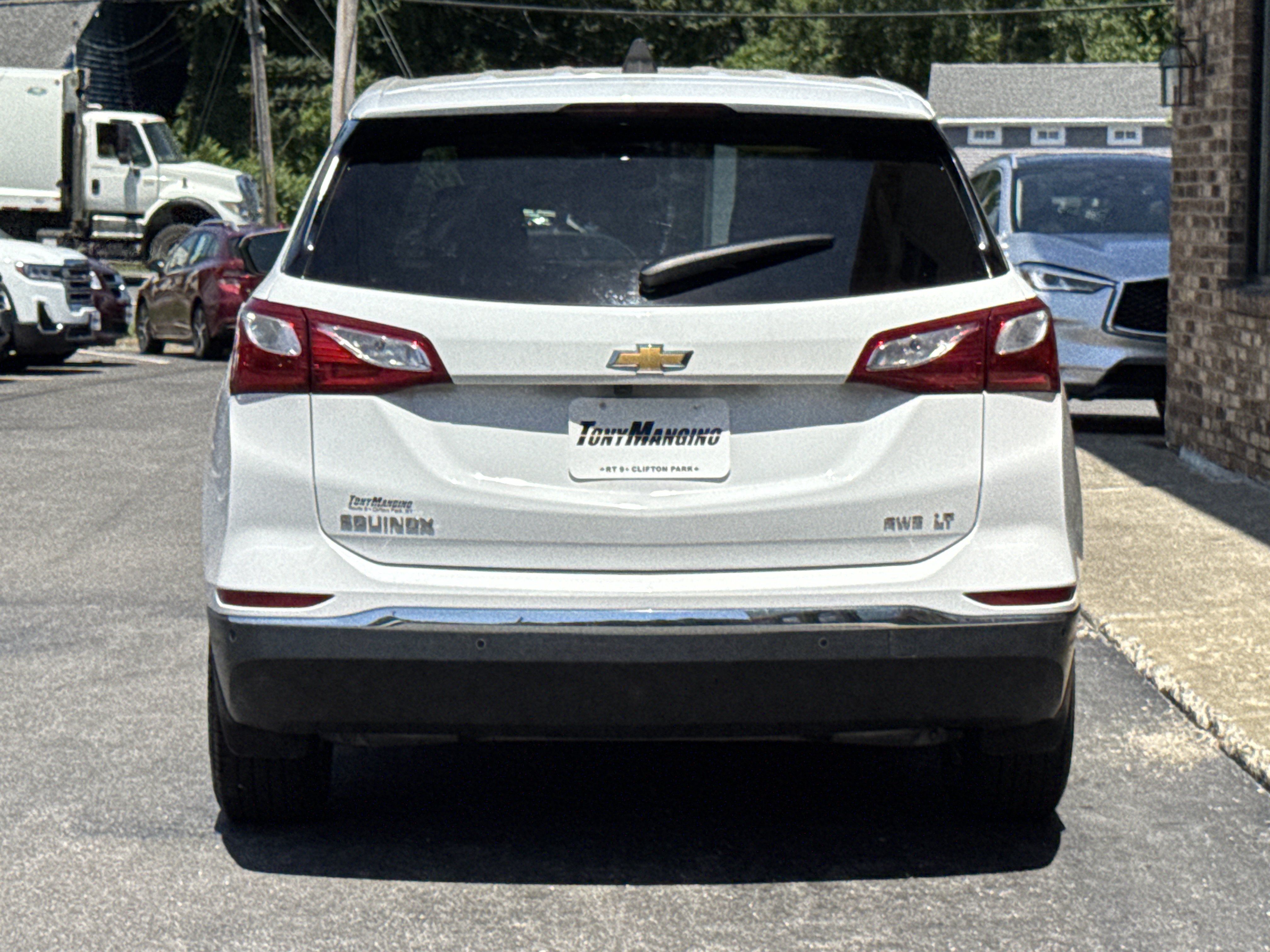 Used 2021 Chevrolet Equinox LT AWD/4WD image 4