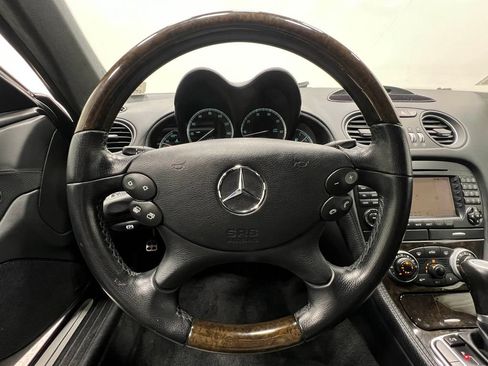 Used 2005 Mercedes-Benz SL 500 image 21