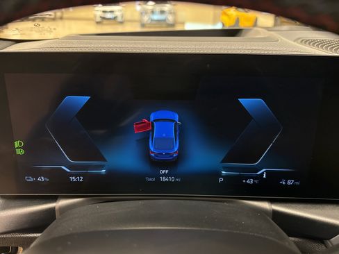 Used 2023 BMW i4 M50 w/ Premium Package image 27