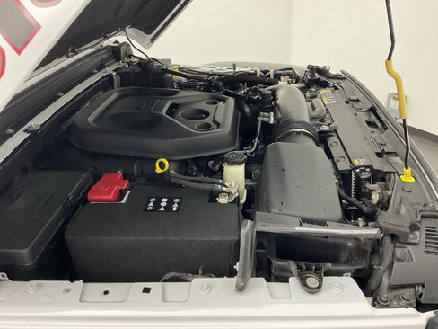 Used 2025 Jeep Wrangler Unlimited Rubicon AWD/4WD image 21
